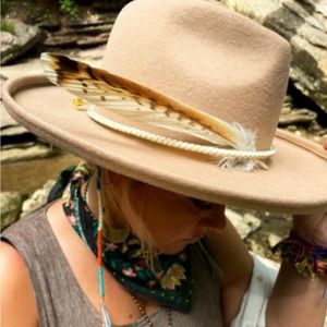 Gigipip Cara Loren Pencil Brim Hat